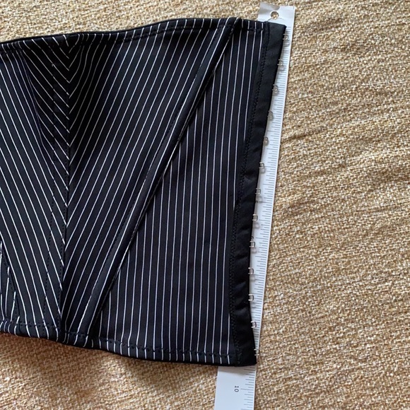 Striped Corset - Picture 6 of 6